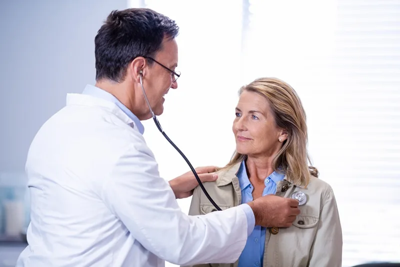 Consulta especializada con Cardiólogo